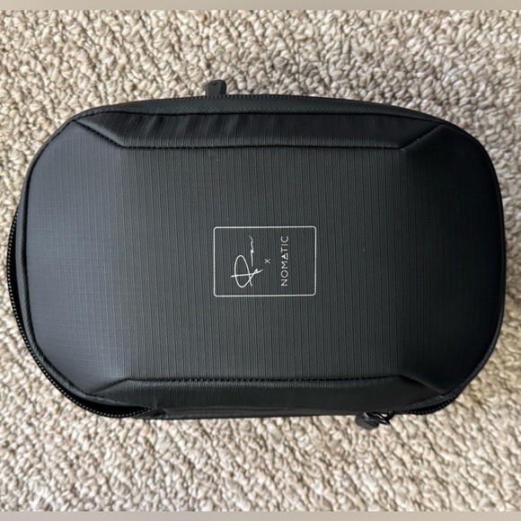 Nomatic x McKinnon Camera Pack 25L + ACCESSORIES - Picture 10 of 11